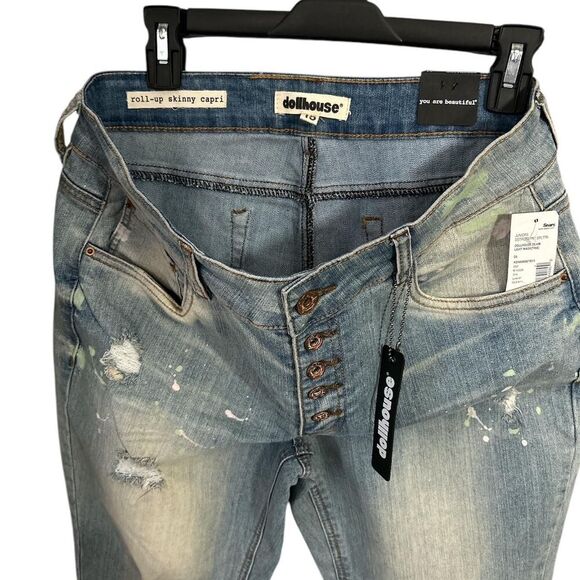 NWT! Dollhouse Junior Girl sz 15 Blue Jean distressed rips & paint Capri skinny - Picture 4 of 7